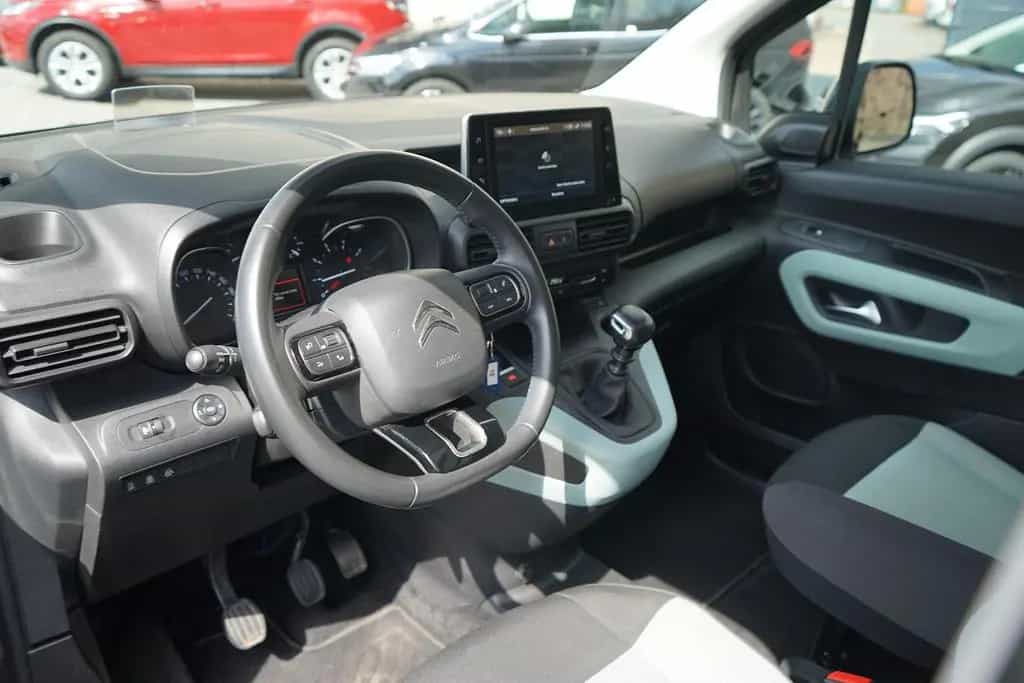 Citroën Berlingo 1.5 Blue-HDi Shine M Navi Panorama AHK 10/2018-photo-30