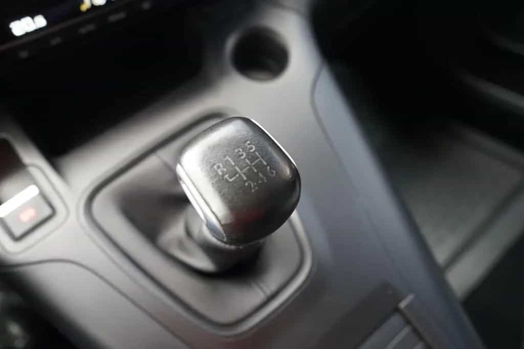 Opel Combo Life E 1.2 Elegance Fernlichtassistent PDC 05/2020-photo-22