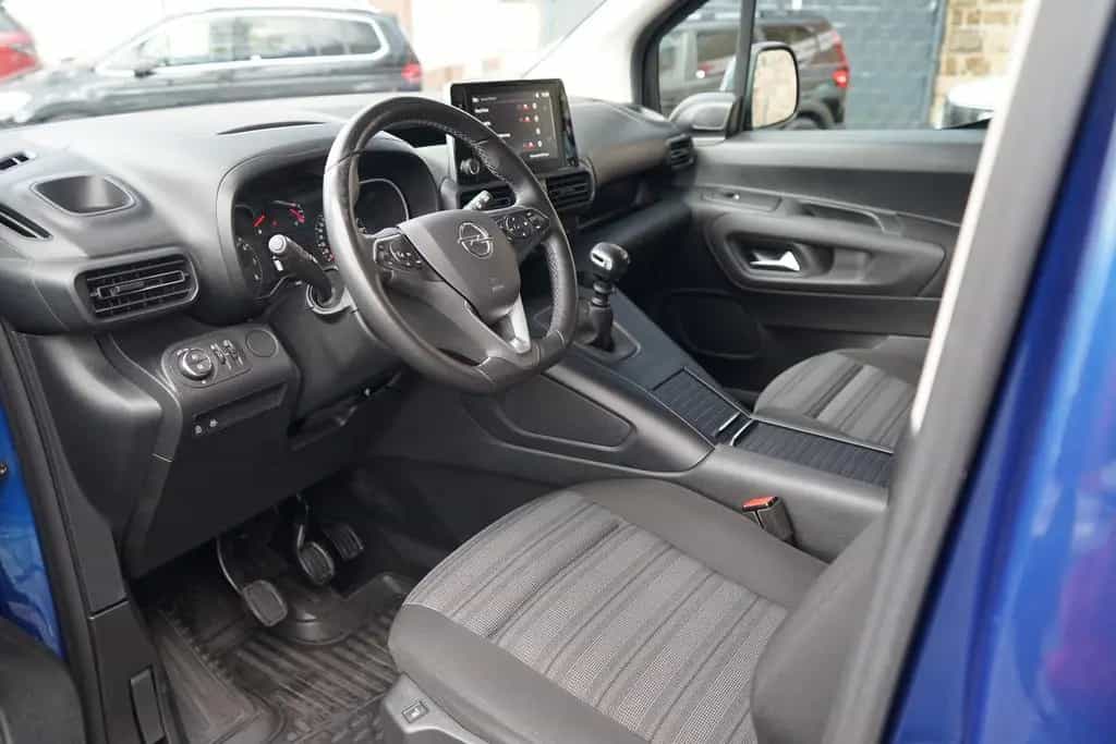Opel Combo Life E 1.2 Elegance Fernlichtassistent PDC 05/2020-photo-24
