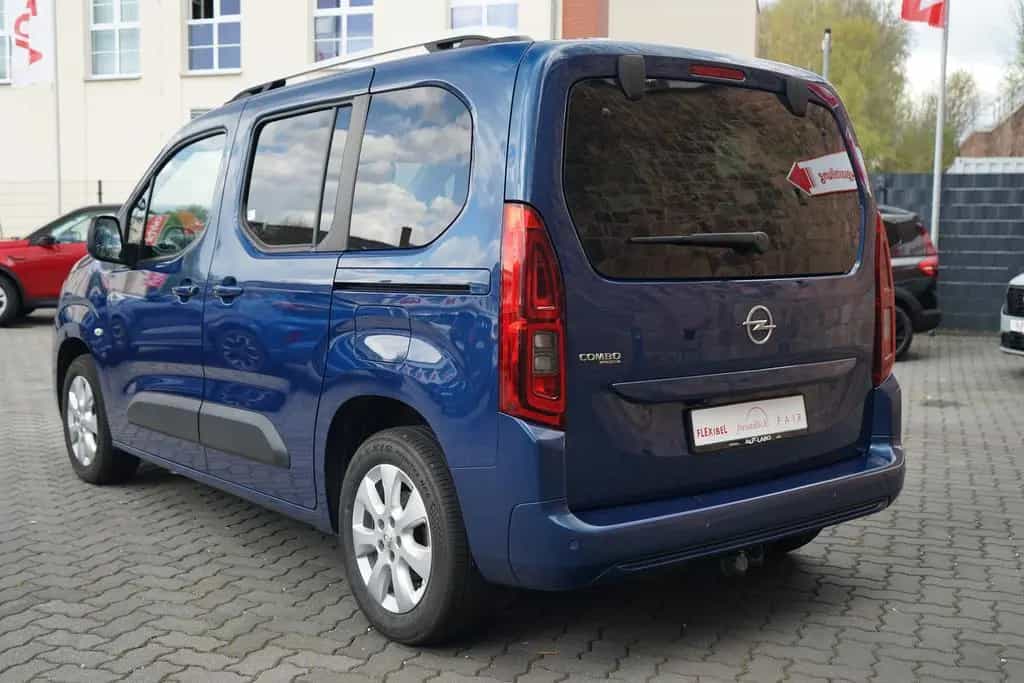 Opel Combo Life E 1.2 Elegance Fernlichtassistent PDC 05/2020-photo-3