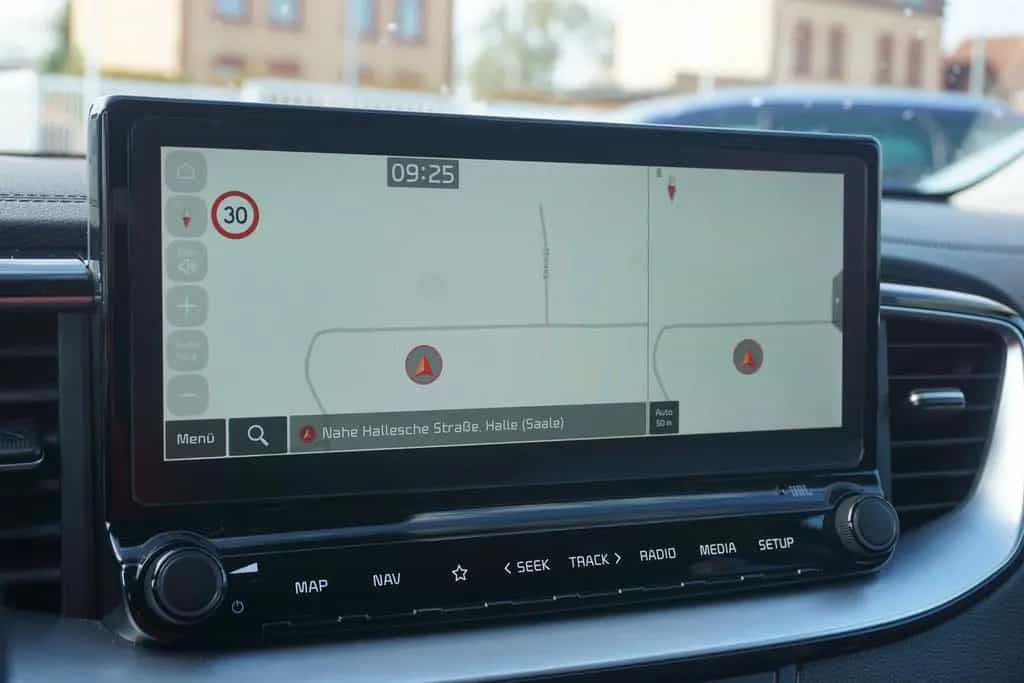 Kia XCeed 1.4 T-GDI Vision Aut. LED Navi AHK Kamera 03/2020-photo-10