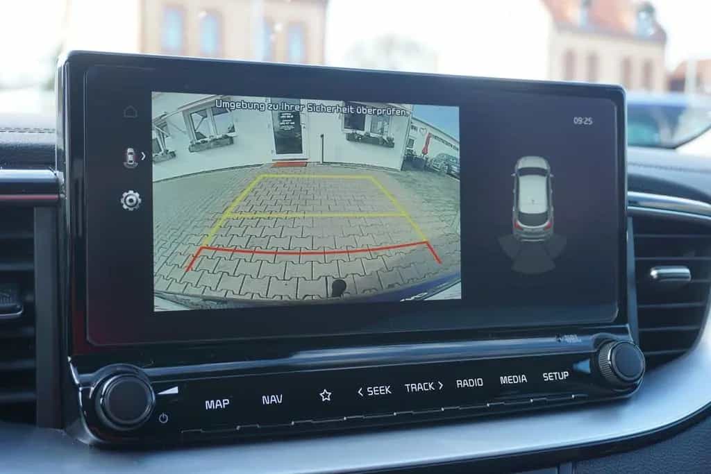 Kia XCeed 1.4 T-GDI Vision Aut. LED Navi AHK Kamera 03/2020-photo-12