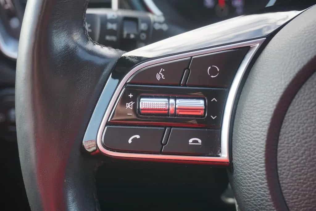 Kia XCeed 1.4 T-GDI Vision Aut. LED Navi AHK Kamera 03/2020-photo-21