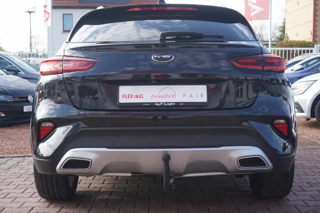 Kia XCeed 1.4 T-GDI Vision Aut. LED Navi AHK Kamera 03/2020-photo-2