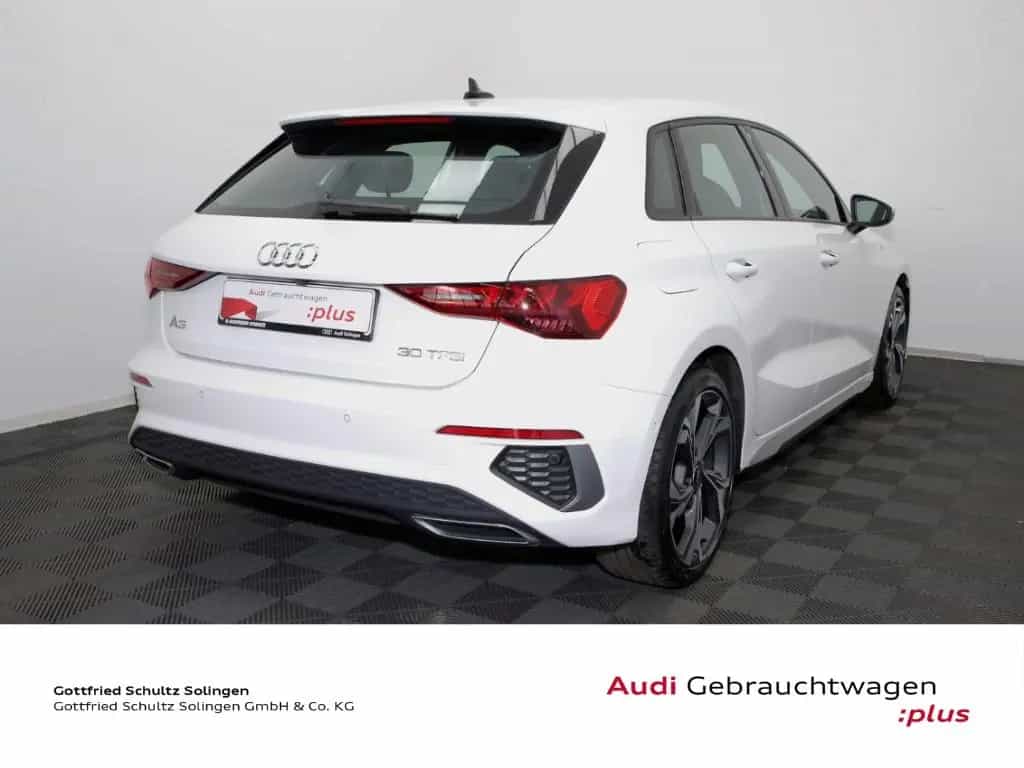 Audi A3 Sportback 30 TFSI S line 18 HUD RFK LED Leder 03/2023-photo-4