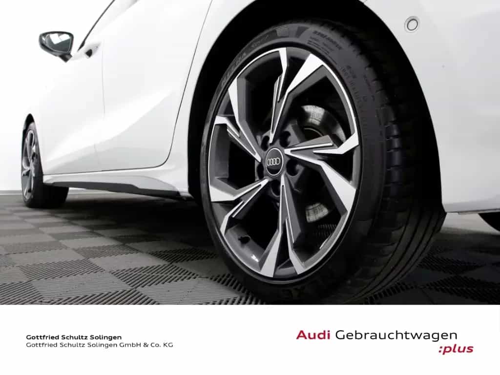 Audi A3 Sportback 30 TFSI S line 18 HUD RFK LED Leder 03/2023-photo-6