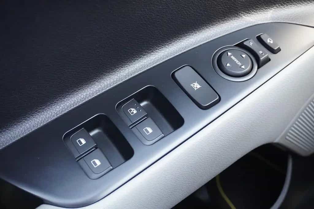Kia Stonic 1.0 T-GDI M-Hybrid Spirit Aut. Navi LED 08/2021-photo-18