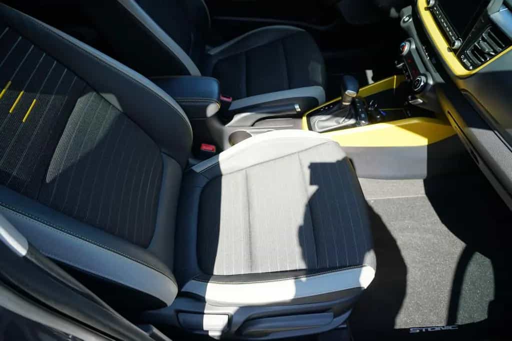 Kia Stonic 1.0 T-GDI M-Hybrid Spirit Aut. Navi LED 08/2021-photo-25
