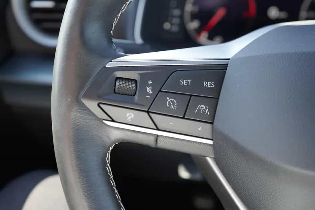 Seat Arona 1.0 TSI Virtual Cockpit LED Kamera Navi 01/2023-photo-11