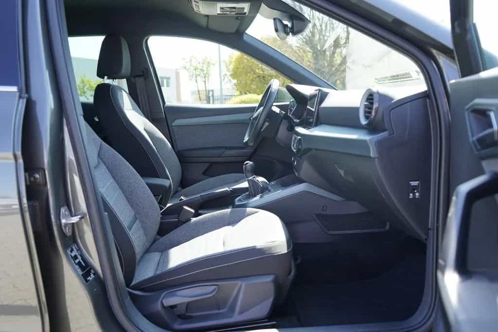 Seat Arona 1.0 TSI Virtual Cockpit LED Kamera Navi 01/2023-photo-25
