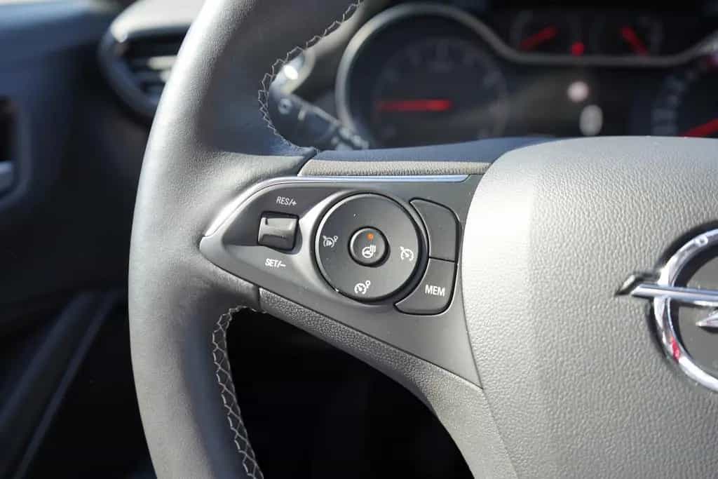 Opel Crossland 1.2 Elegance LED Navi Kamera Teilleder 09/2024-photo-10