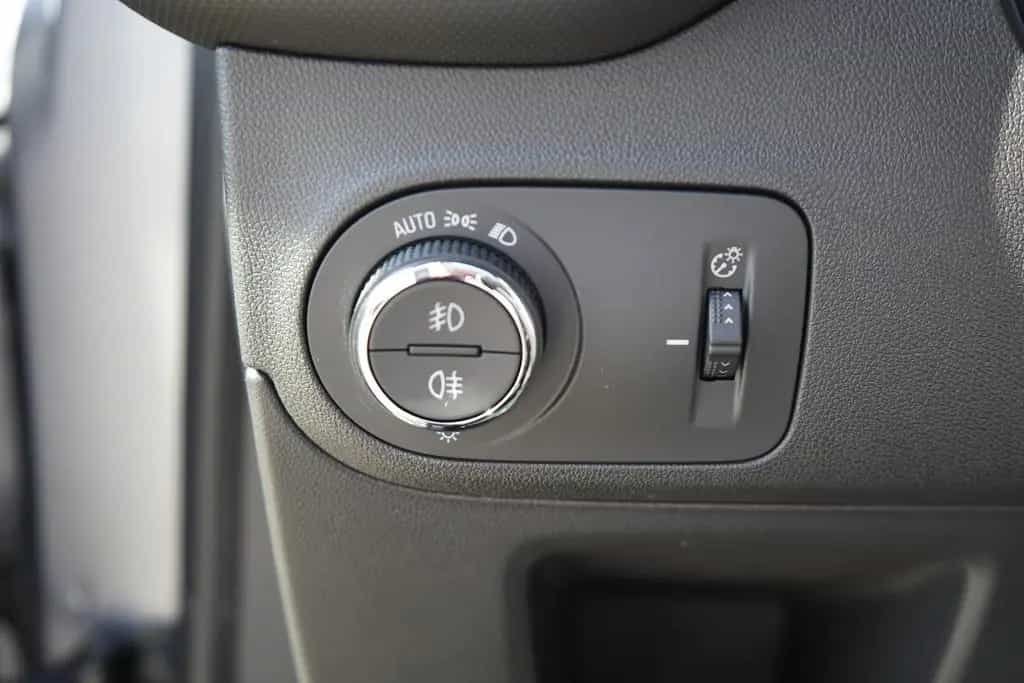 Opel Crossland 1.2 Elegance LED Navi Kamera Teilleder 09/2024-photo-19