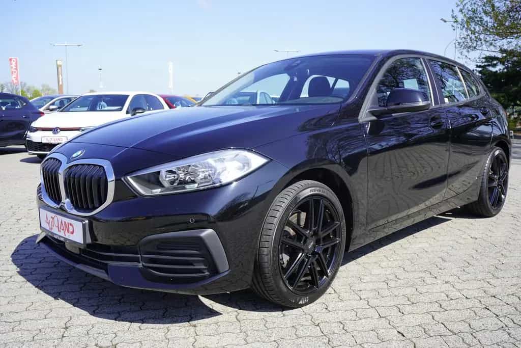 BMW 118 i Advantage Navi PDC Klimaaut. Tempomat DAB 01/2021-photo-1