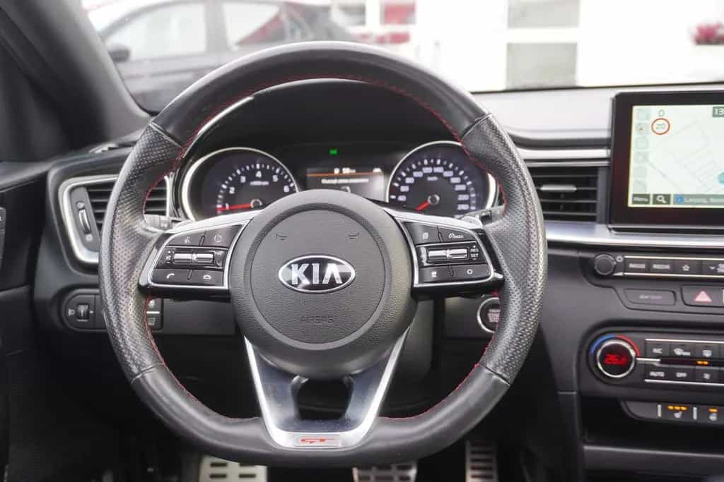 Kia ProCeed 1.6 T-GDI GT LED Navi Sitzheizung Pano. 05/2019-photo-15