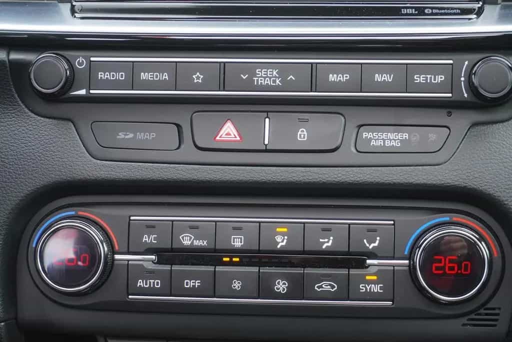 Kia ProCeed 1.6 T-GDI GT LED Navi Sitzheizung Pano. 05/2019-photo-22