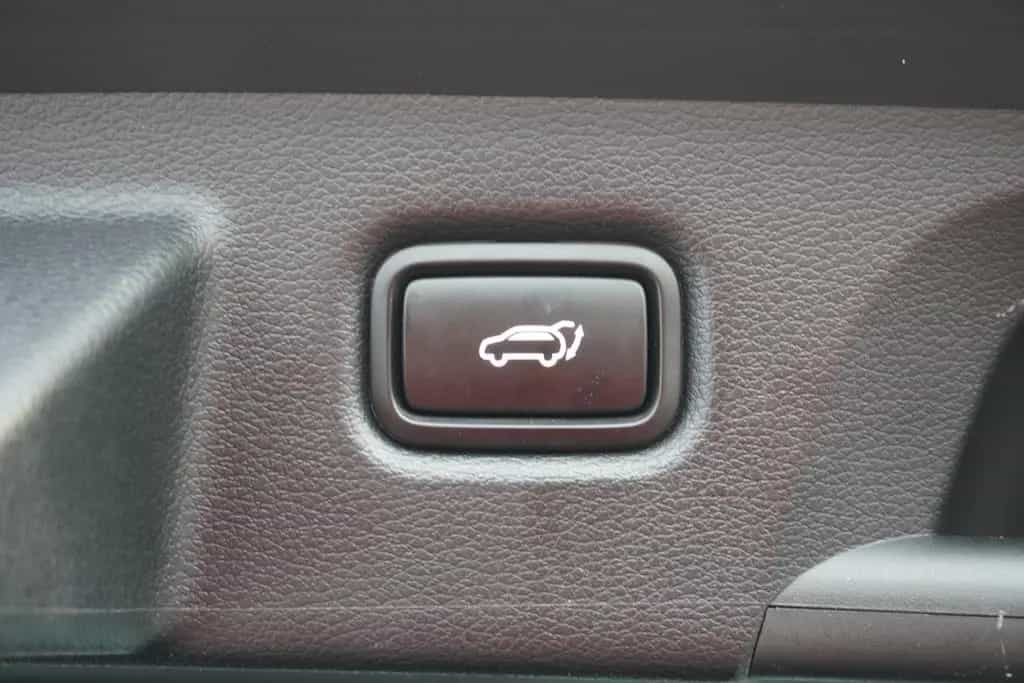 Kia ProCeed 1.6 T-GDI GT LED Navi Sitzheizung Pano. 05/2019-photo-8