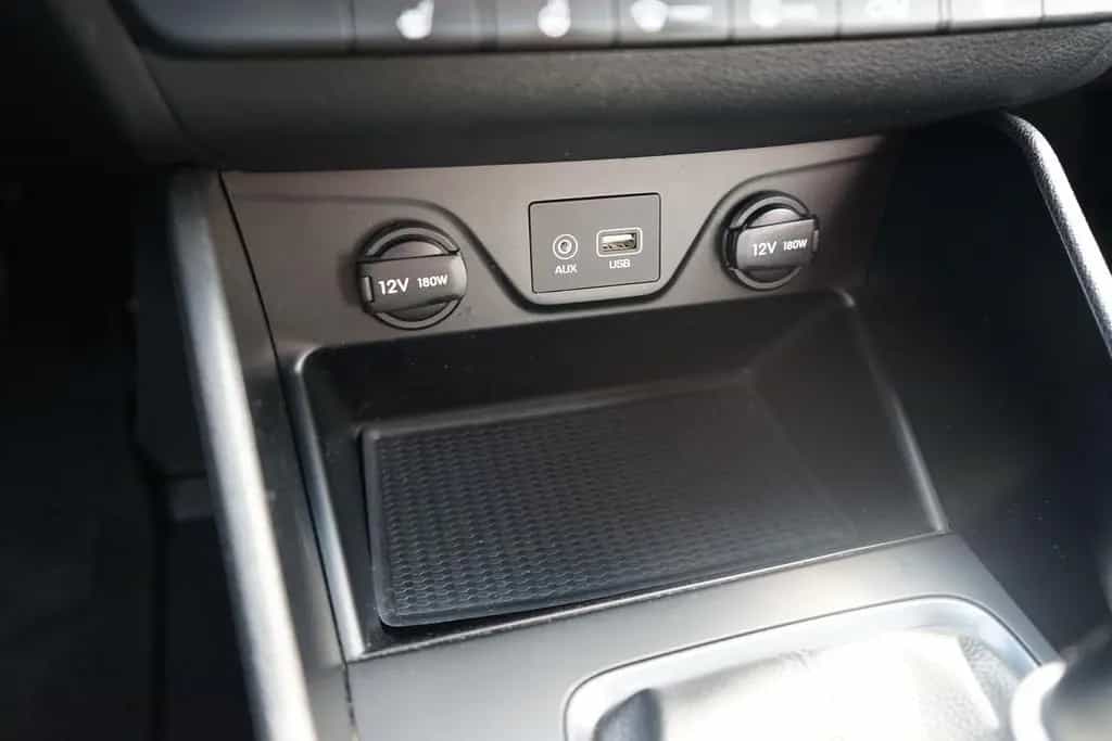 Hyundai TUCSON 1.6 Passion Navi Lenkradheizung Kamera 07/2018-photo-21