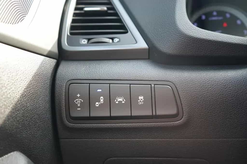 Hyundai TUCSON 1.6 Passion Navi Lenkradheizung Kamera 07/2018-photo-30