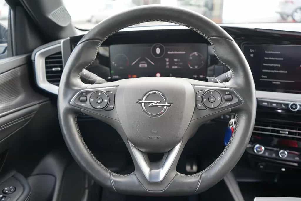Opel Mokka 1.2 GS Line LED Navi Totwinkel Teilleder 01/2024-photo-11