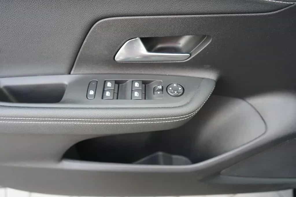 Opel Mokka 1.2 GS Line LED Navi Totwinkel Teilleder 01/2024-photo-12