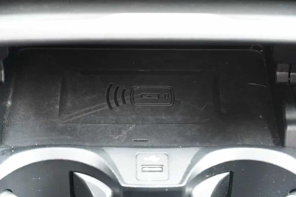 BMW 320 d xDrive Advantage LED Navi Tempomat SHZ PDC 04/2020-photo-22