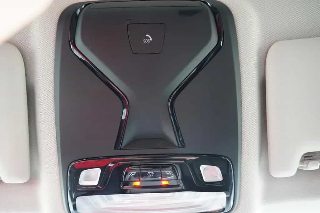 BMW 320 d xDrive Advantage LED Navi Tempomat SHZ PDC 04/2020-photo-37