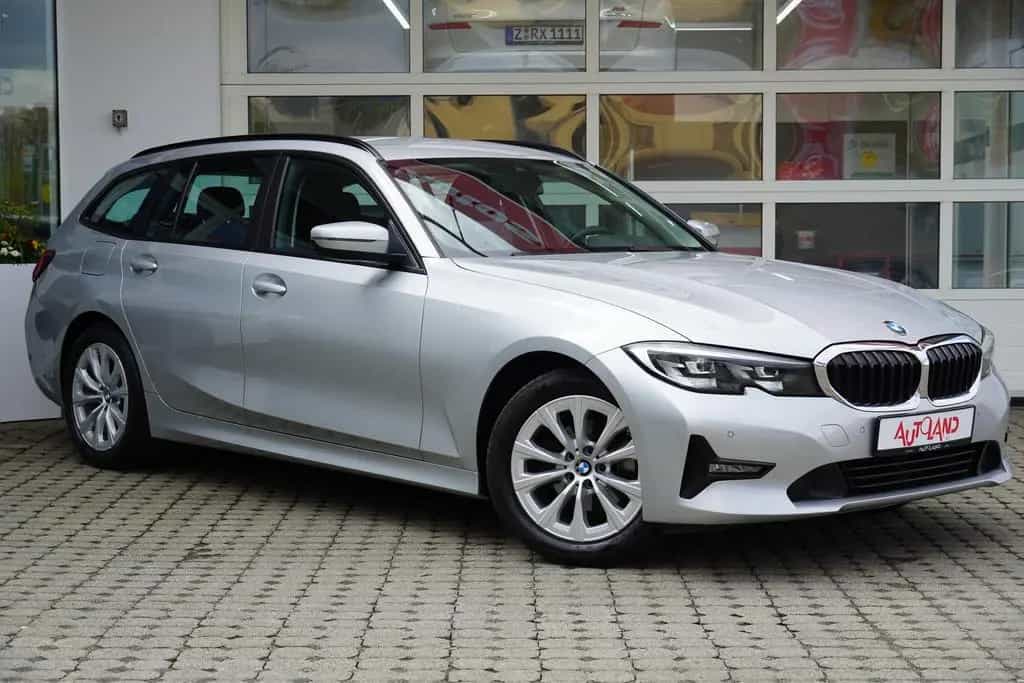 BMW 320 d xDrive Advantage LED Navi Tempomat SHZ PDC 04/2020-photo-7