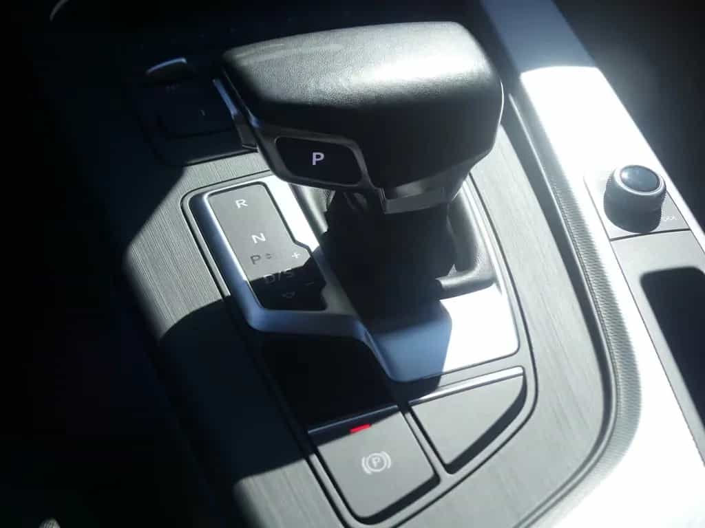 Audi A4 Avant 1.4 Bi-Xenon AHK Sitzheizung el. Heckkl 03/2018-photo-18