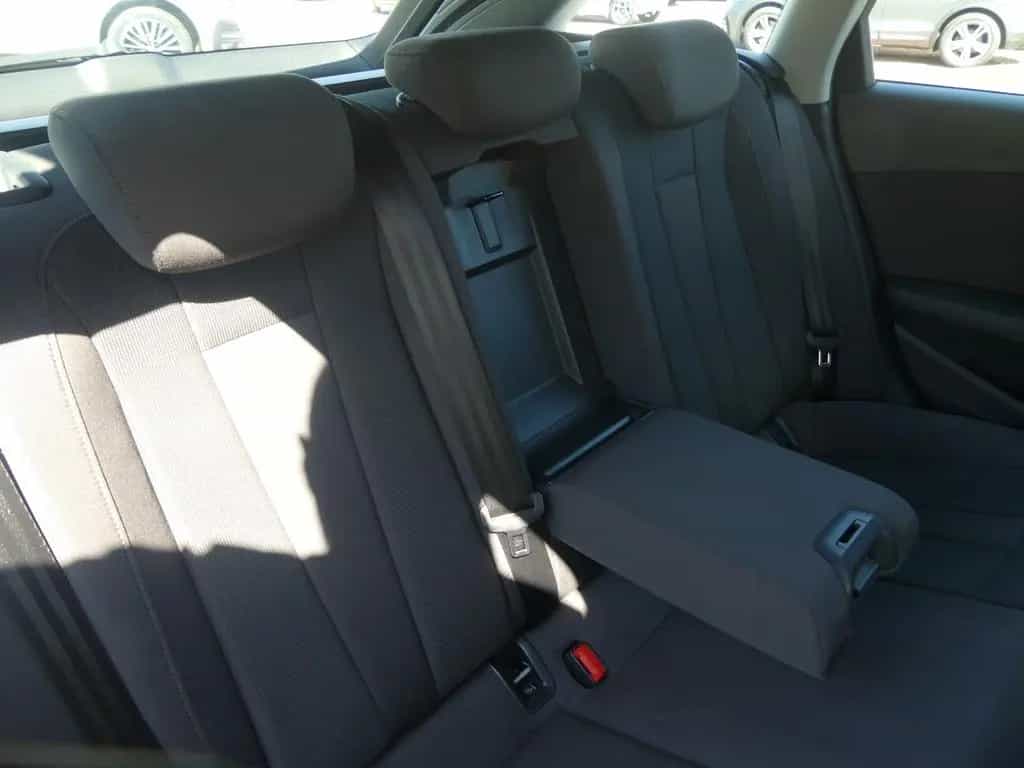 Audi A4 Avant 1.4 Bi-Xenon AHK Sitzheizung el. Heckkl 03/2018-photo-35