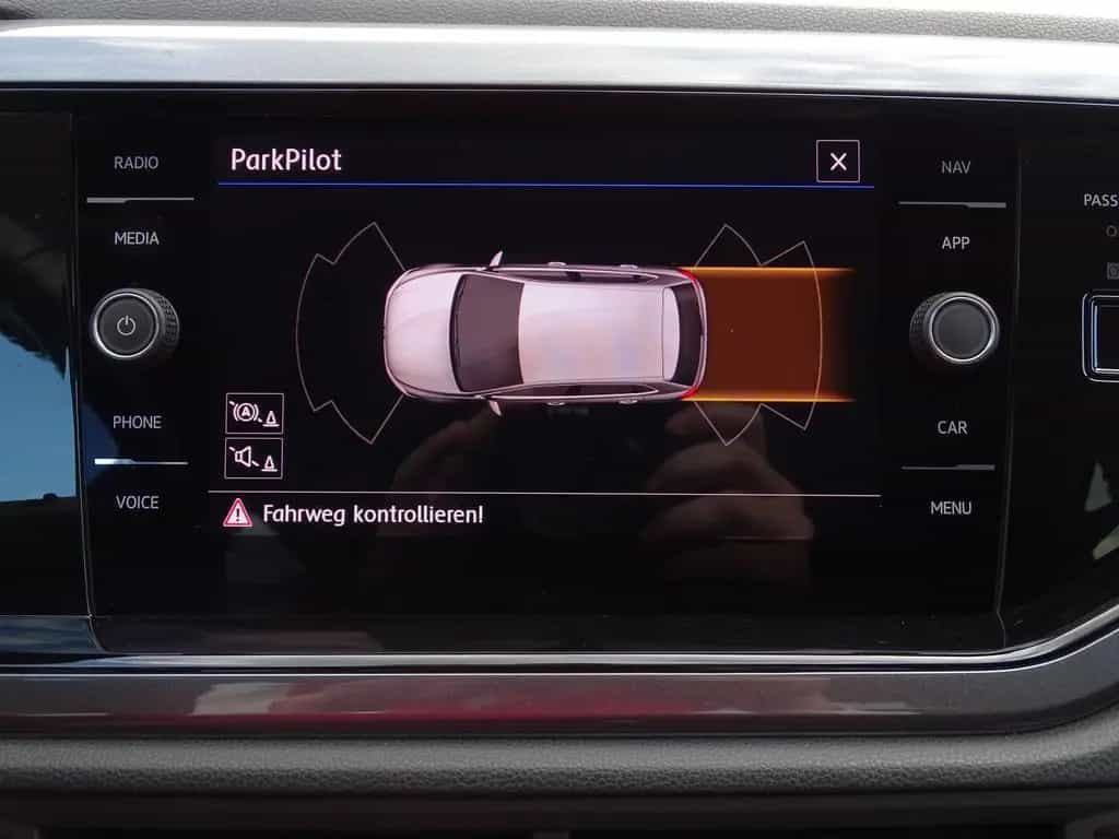 Volkswagen Polo 1.0 TSI DSG LED Navi ACC Sitzheizung 04/2018-photo-11