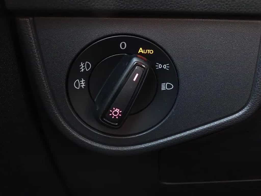 Volkswagen Polo 1.0 TSI DSG LED Navi ACC Sitzheizung 04/2018-photo-22
