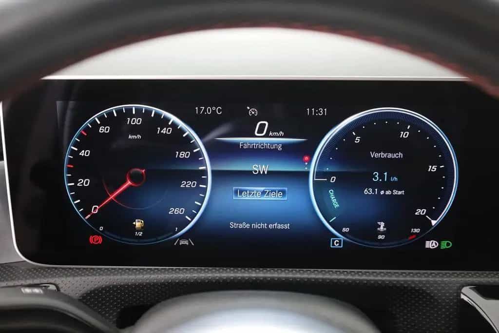 Mercedes-Benz A 200 A200 AMG Line LED Navi Sitzheizung Widescreen 02/2019-photo-17