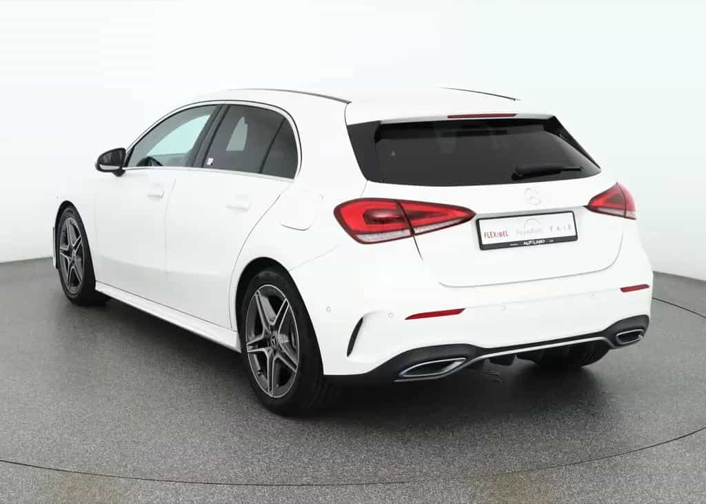 Mercedes-Benz A 200 A200 AMG Line LED Navi Sitzheizung Widescreen 02/2019-photo-2