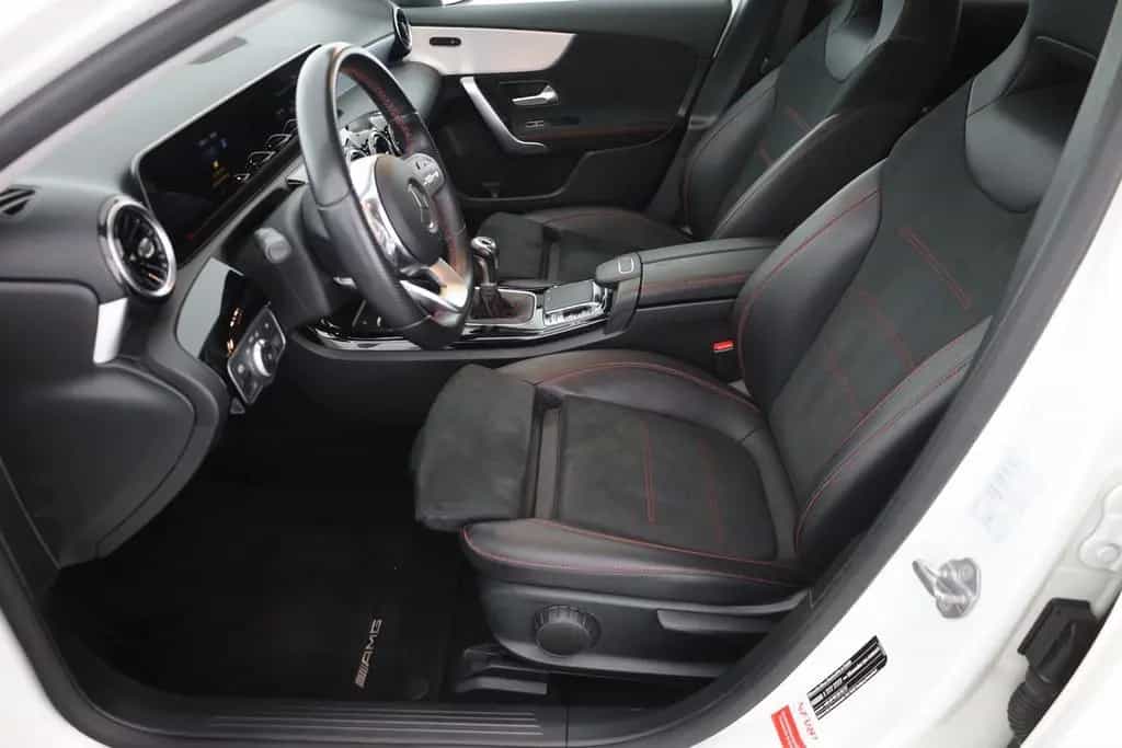 Mercedes-Benz A 200 A200 AMG Line LED Navi Sitzheizung Widescreen 02/2019-photo-22