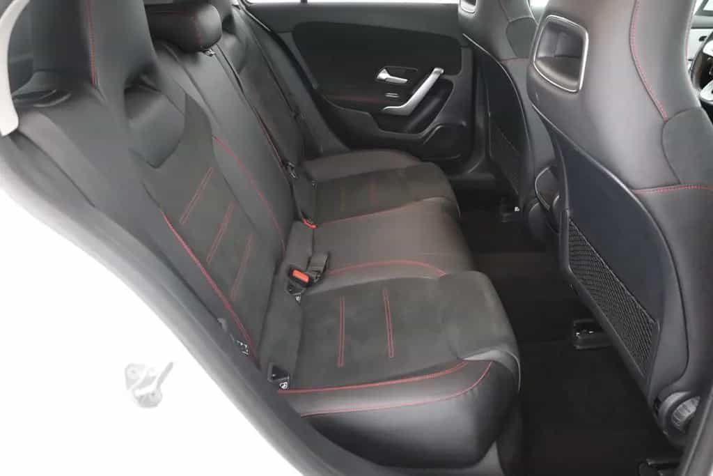 Mercedes-Benz A 200 A200 AMG Line LED Navi Sitzheizung Widescreen 02/2019-photo-24