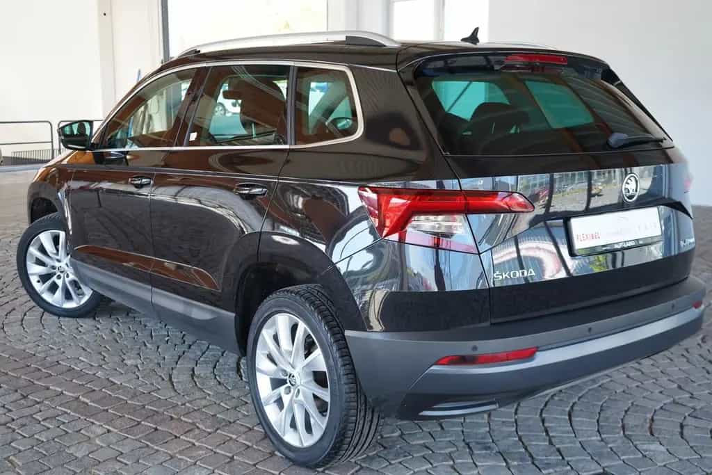 Skoda Karoq 1.5 16V TSI Style LED Navi Sitzheizung AHK 07/2019-photo-3