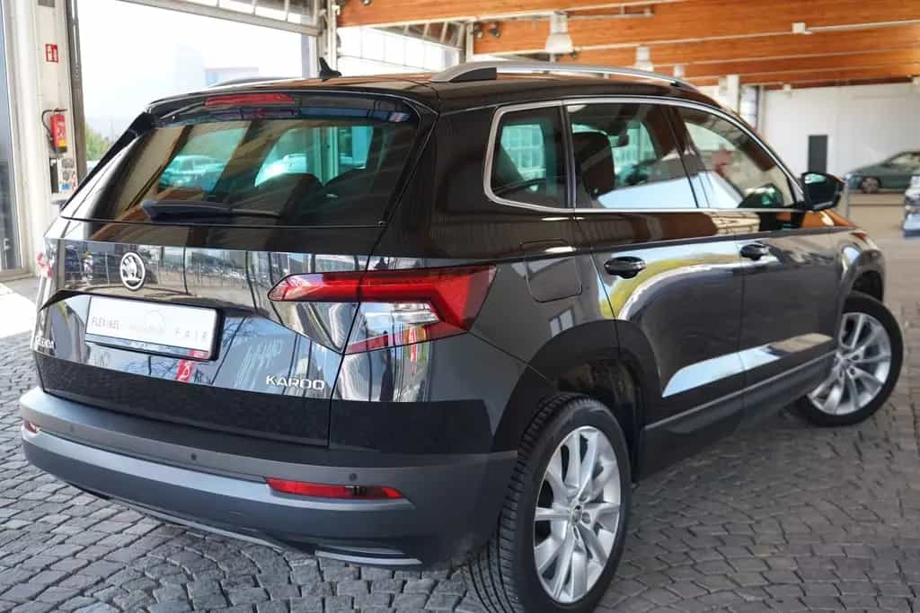 Skoda Karoq 1.5 16V TSI Style LED Navi Sitzheizung AHK 07/2019-photo-5