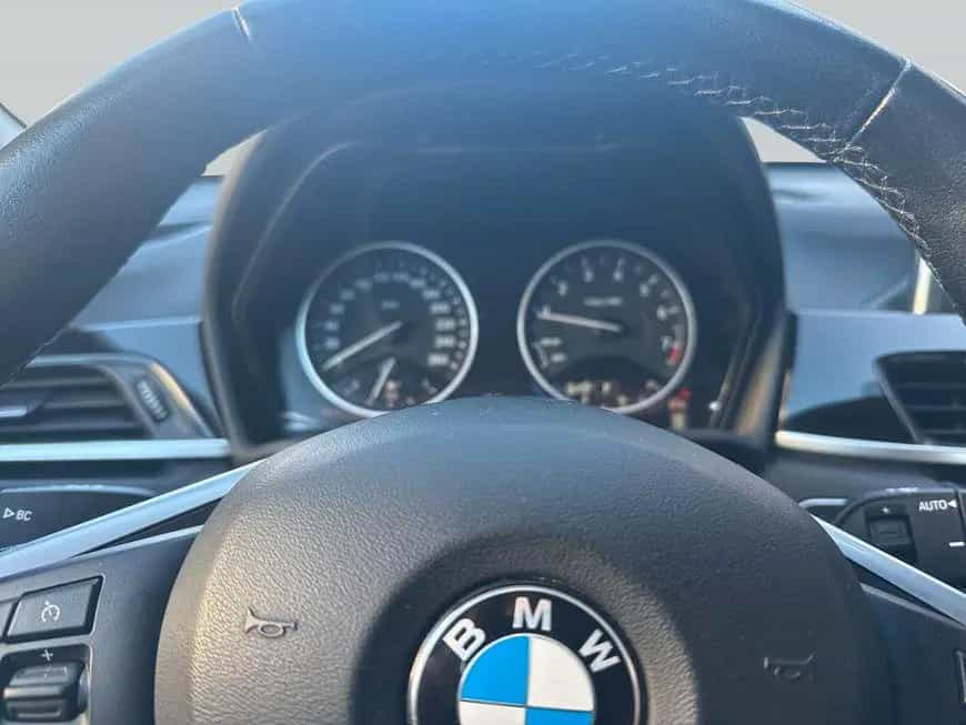 BMW X1 xDrive20i Aut. xLine LED Navi Komfortzugang 05/2017-photo-17