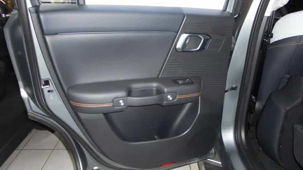 BAIC BJ30 HEV,4x4,360Grad-Kamera,Panoramadach,PDC,LE null-photo-13