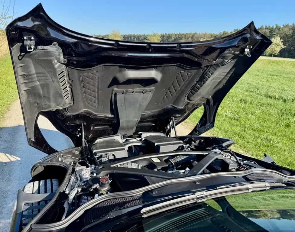 Aston Martin DB11 4.0 V8 Volante - 09/2020-photo-9