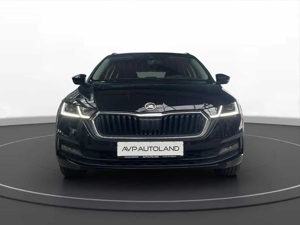 Skoda Octavia Combi 1.5 TSI Clever | NAVI | LED | AHK 03/2022-photo-2