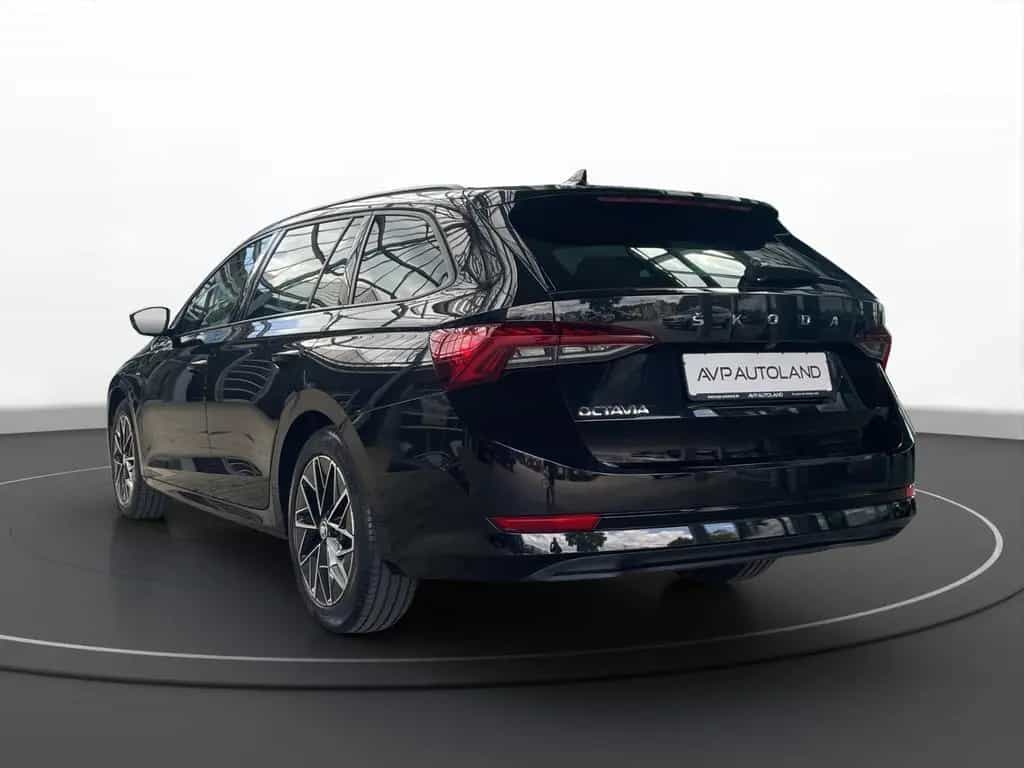 Skoda Octavia Combi 1.5 TSI Clever | NAVI | LED | AHK 03/2022-photo-6
