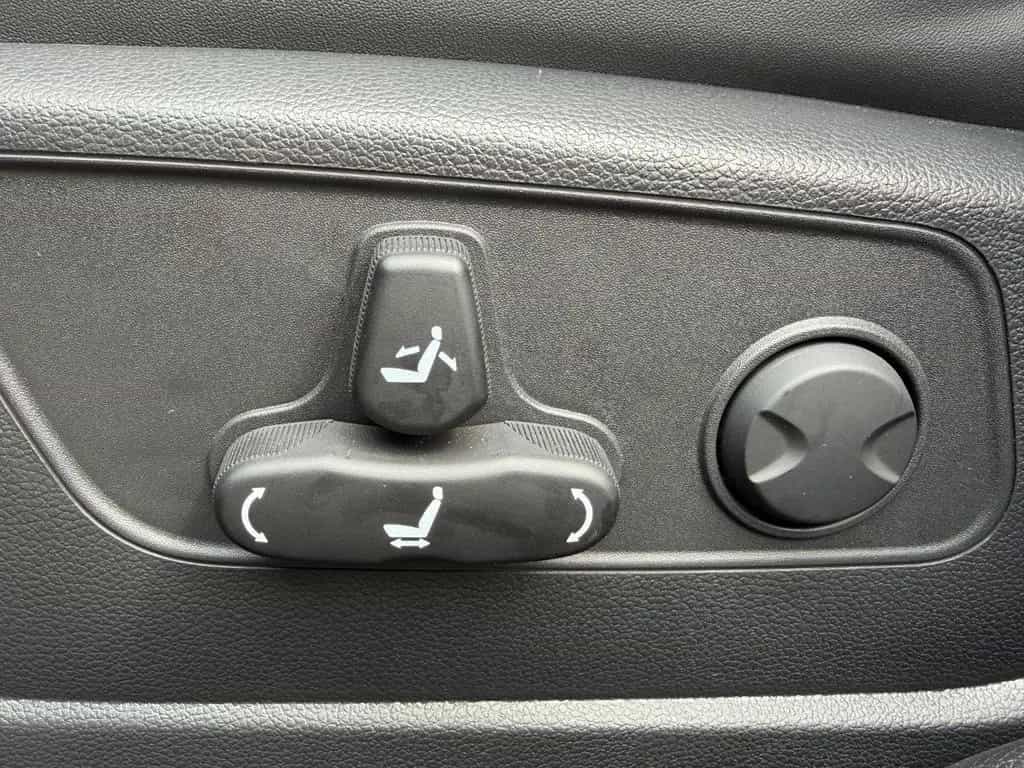KGM Torres Premium 1.5 T-GDi 163 PS AWD Leder Nav 12/2024-photo-10