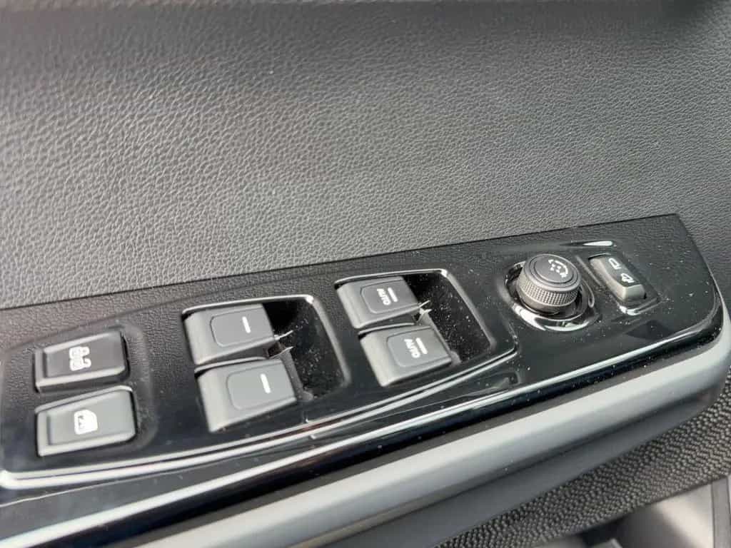 KGM Torres Premium 1.5 T-GDi 163 PS AWD Leder Nav 12/2024-photo-11