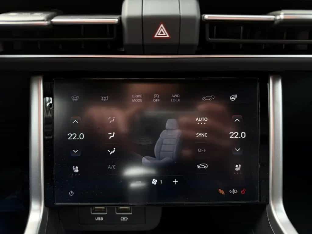 KGM Torres Premium 1.5 T-GDi 163 PS AWD Leder Nav 12/2024-photo-13