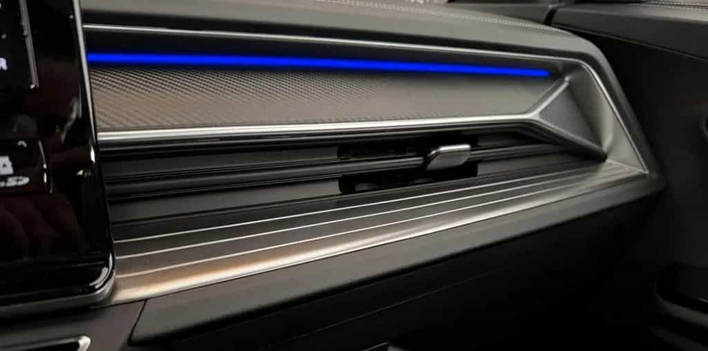 KGM Torres Premium 1.5 T-GDi 163 PS AWD Leder Nav 12/2024-photo-16
