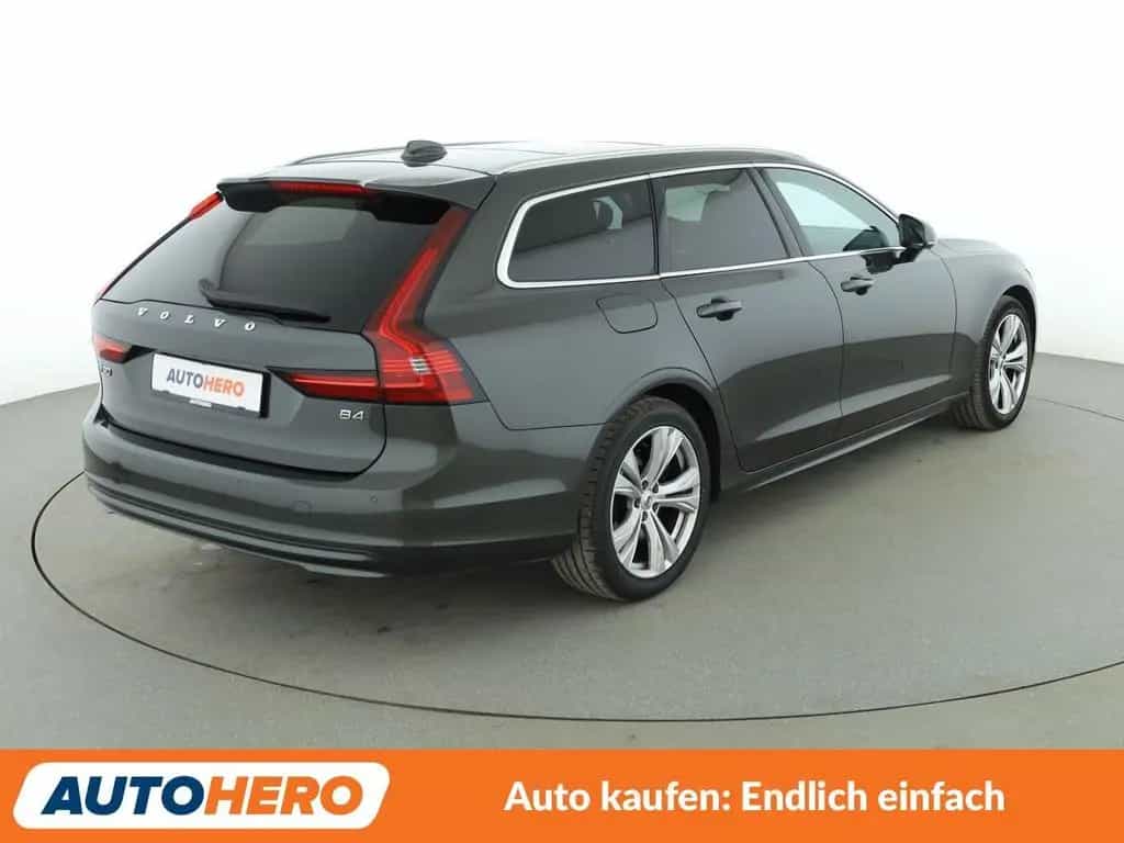 Volvo V90 2.0 B4 Mild-Hybrid Momentum Pro Aut.*NAV*HUD 10/2020-photo-5