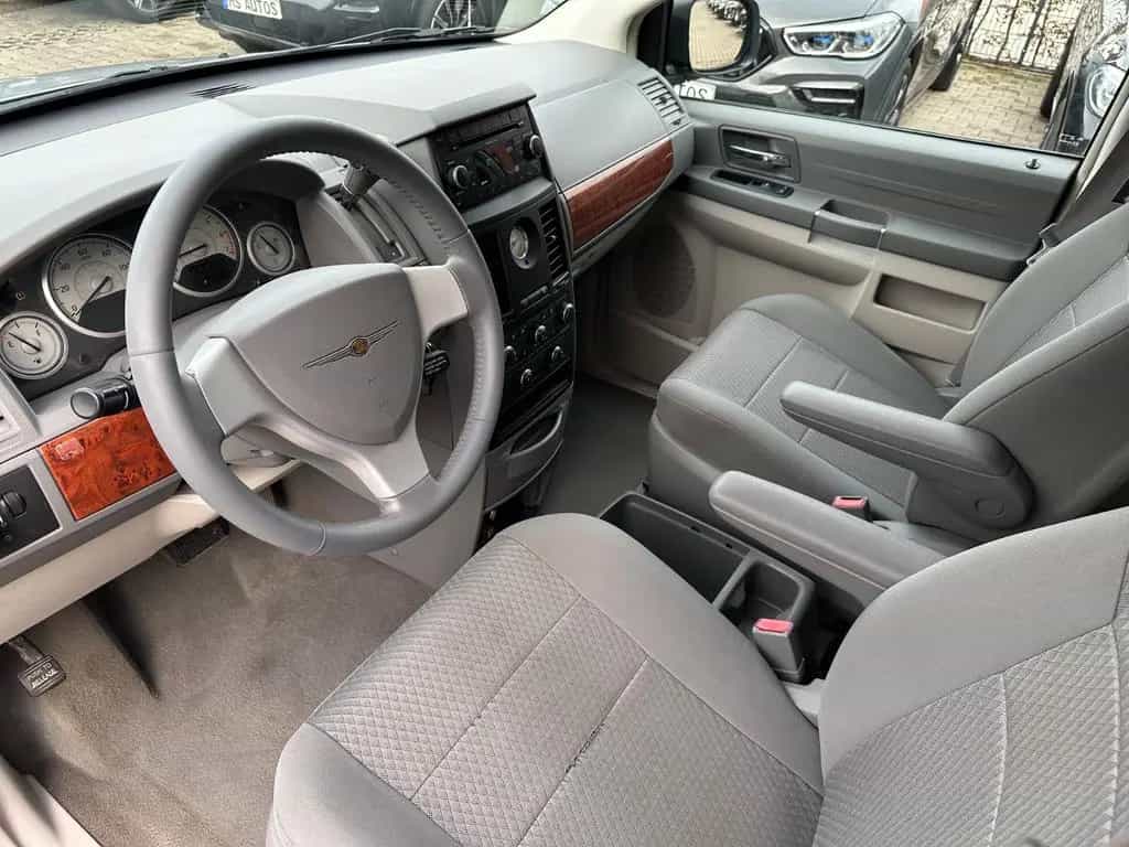 Chrysler Grand Voyager / Town Country 3.3 V6 Aut. 7-Sitze 09/2007-photo-1