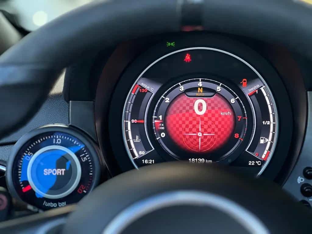 Abarth 595C esseesse BEATS XENON NAVI ALU 10/2020-photo-16
