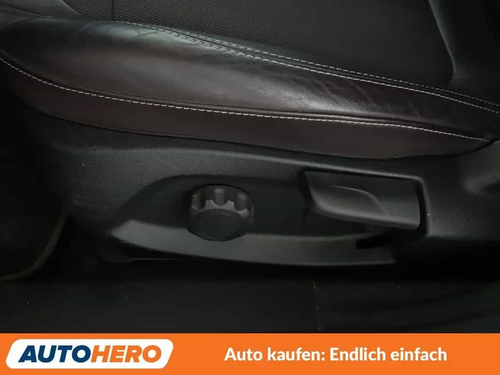 Ford Fiesta 1.0 EcoBoost Vignale Aut.*NAVI*CAM*TEMPO* 12/2017-photo-26